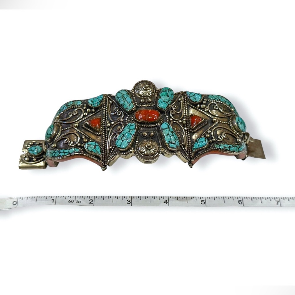 Vintage Tibetan / Nepali Silver Hinged Bracelet with Turquoise and Coral - Picture 16 of 16
